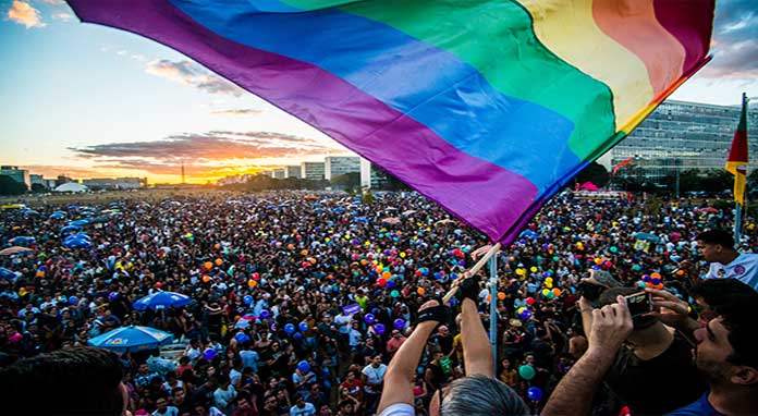 Qual a data da Parada do Orgulho LGBTS de Brasília? Ela promete várias surpresas!